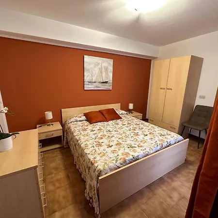 Nino's גיארדיני נאקסוס