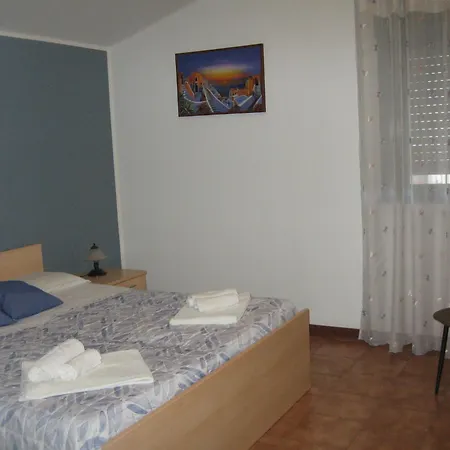 Nino's Apartment *