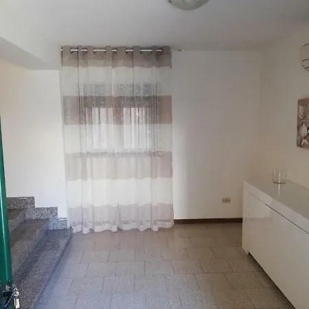 Nino's Apartment *