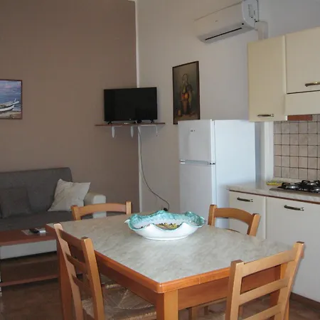 Nino's Джардіні-Наксос