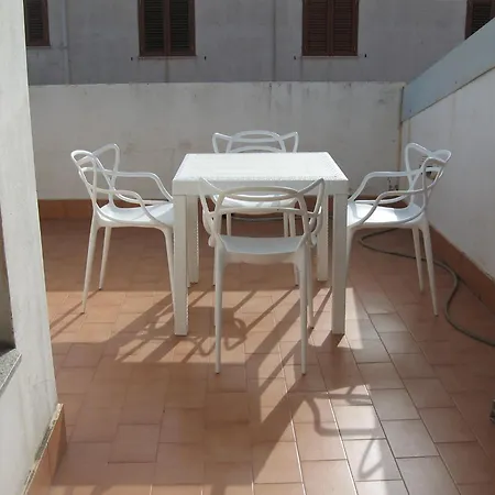 Nino's * Giardini-Naxos