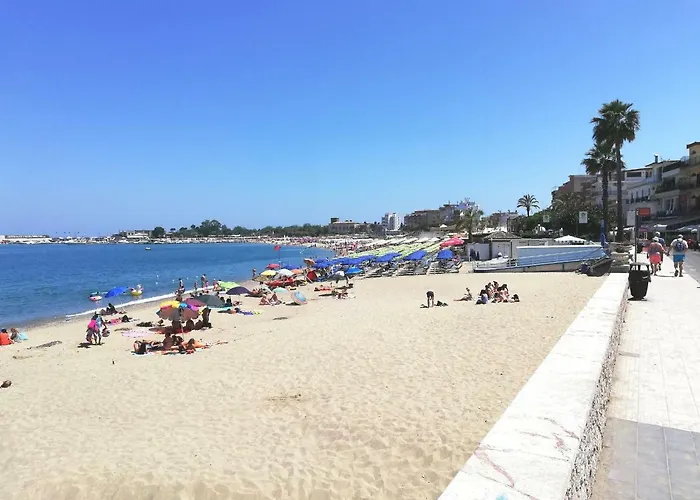 Nino's Appartamento Giardini Naxos