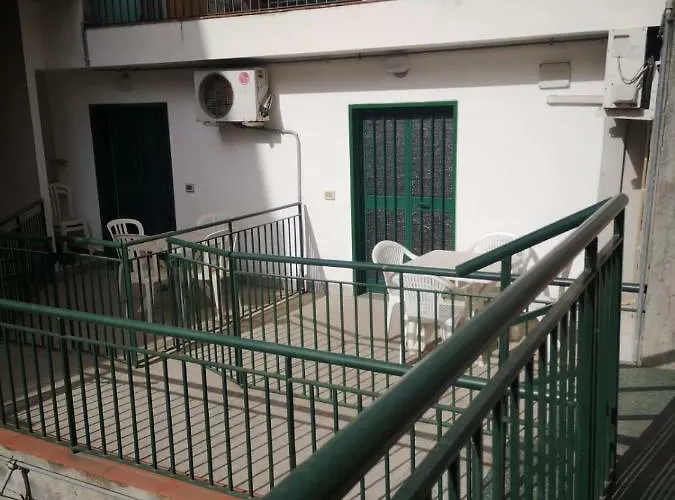 Nino's アパート ジャルディーニ・ナクソス